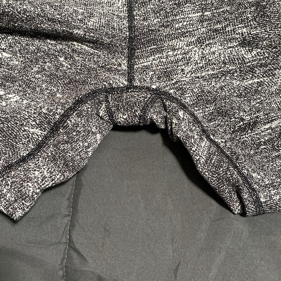 Lululemon Wunder Under Crop Hi-Rise 21" - Picture 6 of 11